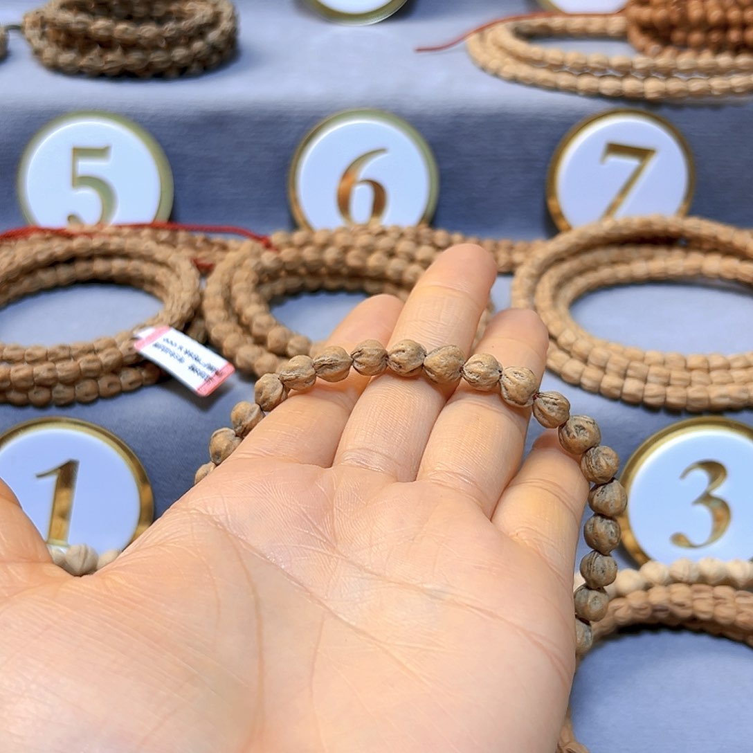 柏香籽/百香籽手串提**休