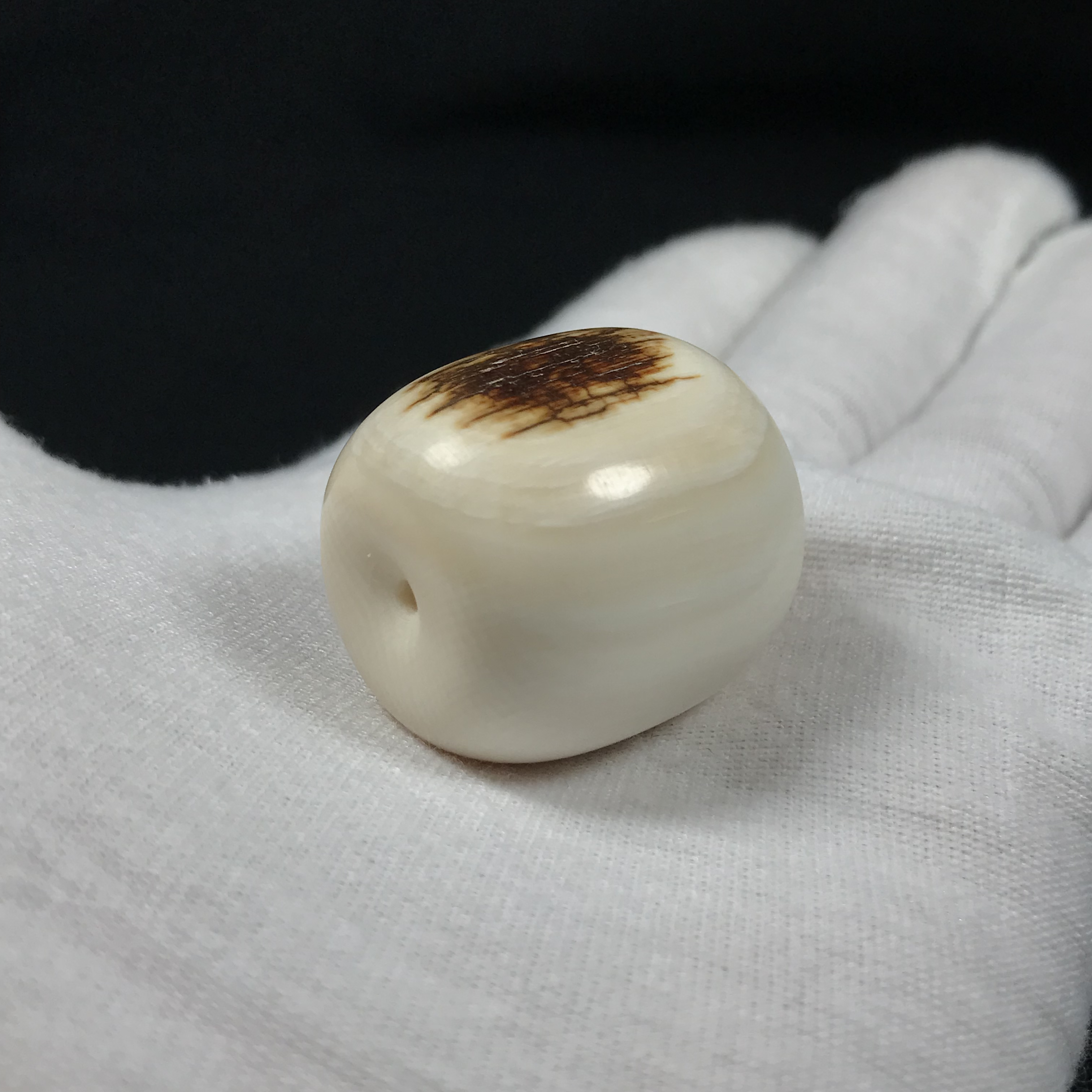 B122801 只做天然猛犸牙 桶珠 约直径25*高度26mm 约20克