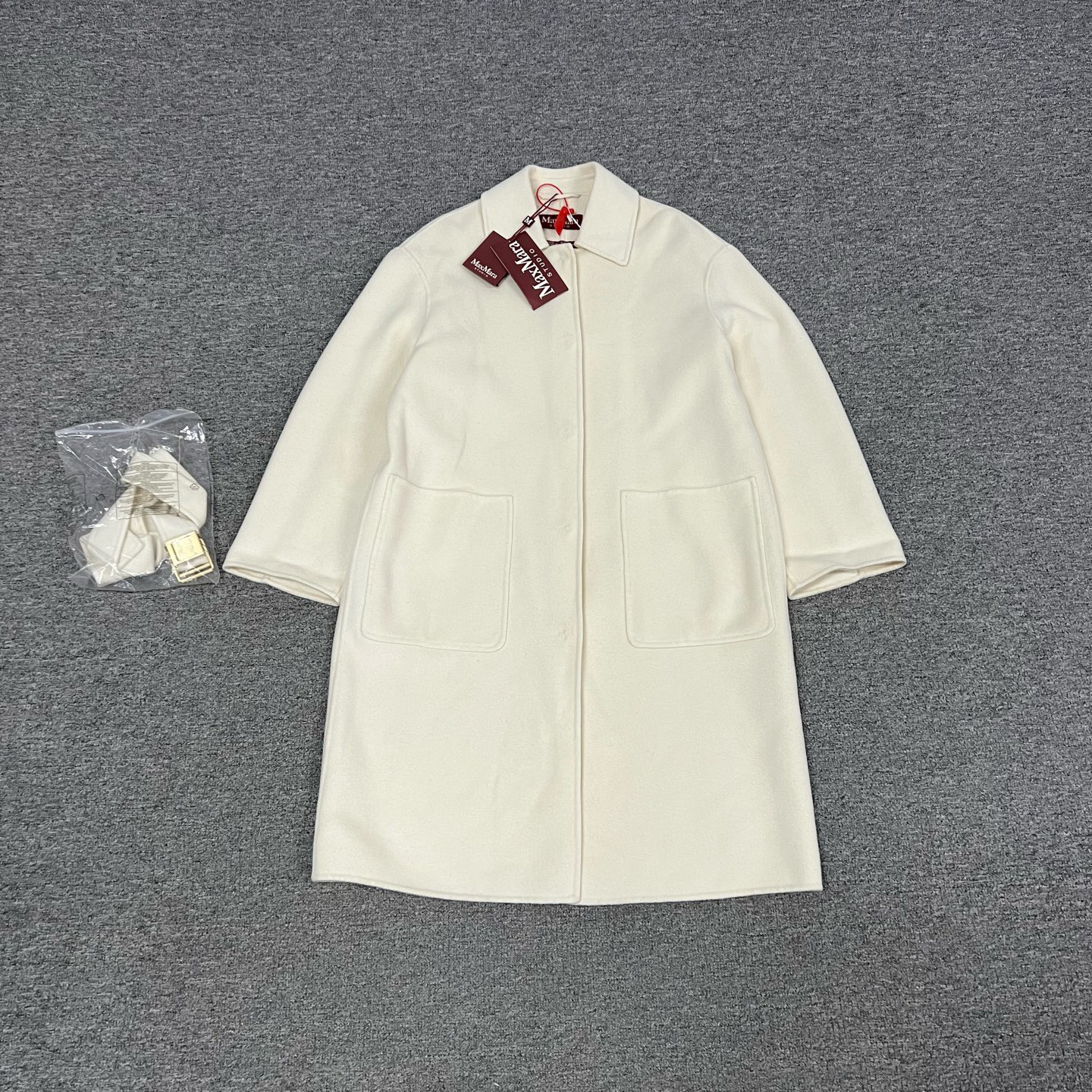 99新 MaxMara 白色 长款 羊毛 大衣 38码 