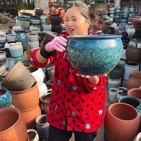 30口21高瑕疵口变形。