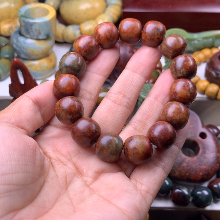 岫岩河磨玉（透闪石质玉）手链未镶嵌鳳**飛