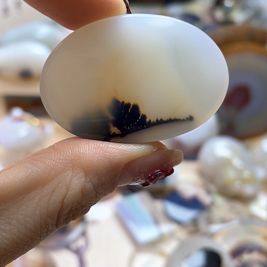 玛瑙/玉髓颈饰未镶嵌