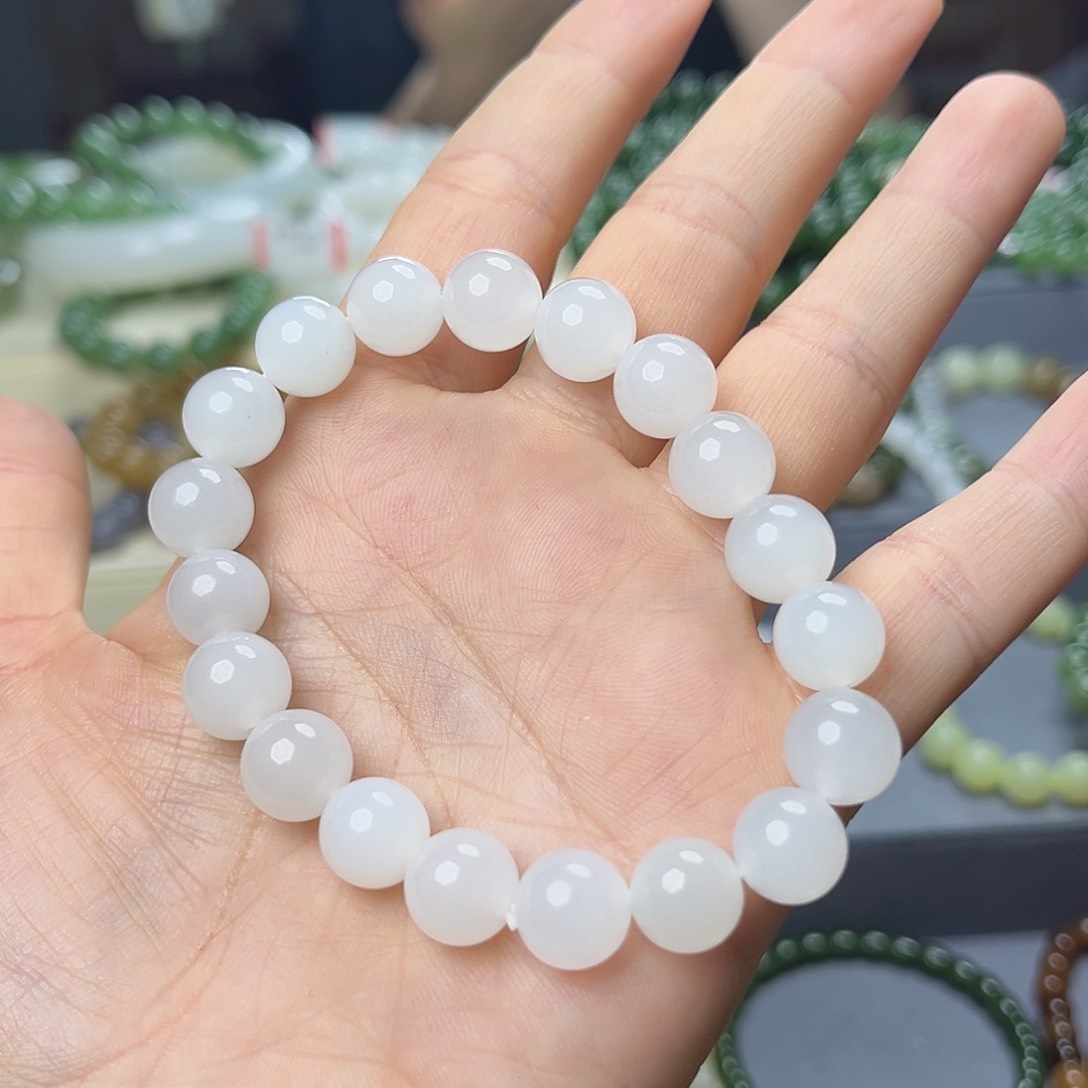 和田玉手链未镶嵌