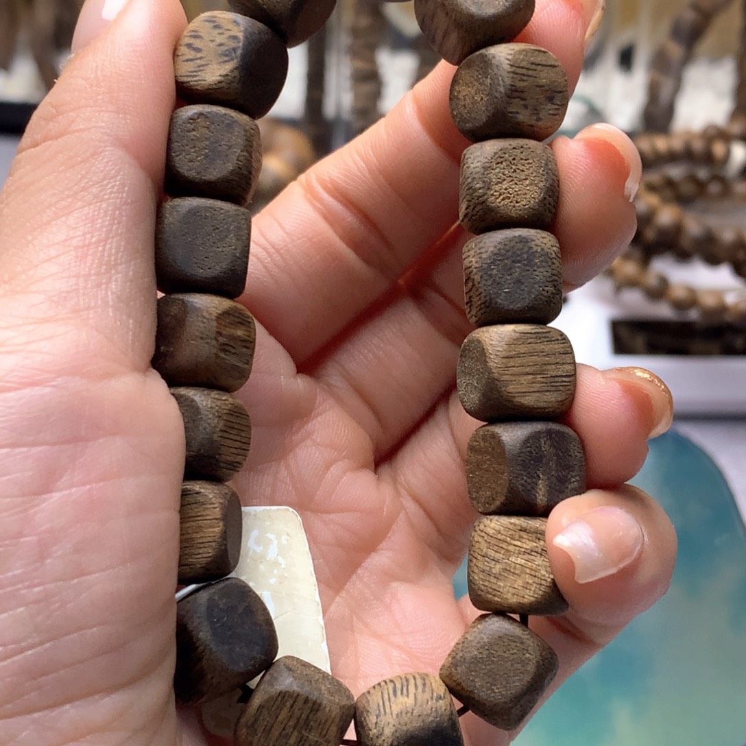 我***头沉香手串沉香手串