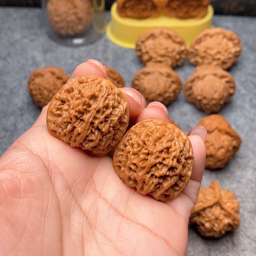 文玩核桃把件练****肉精品秦闷33