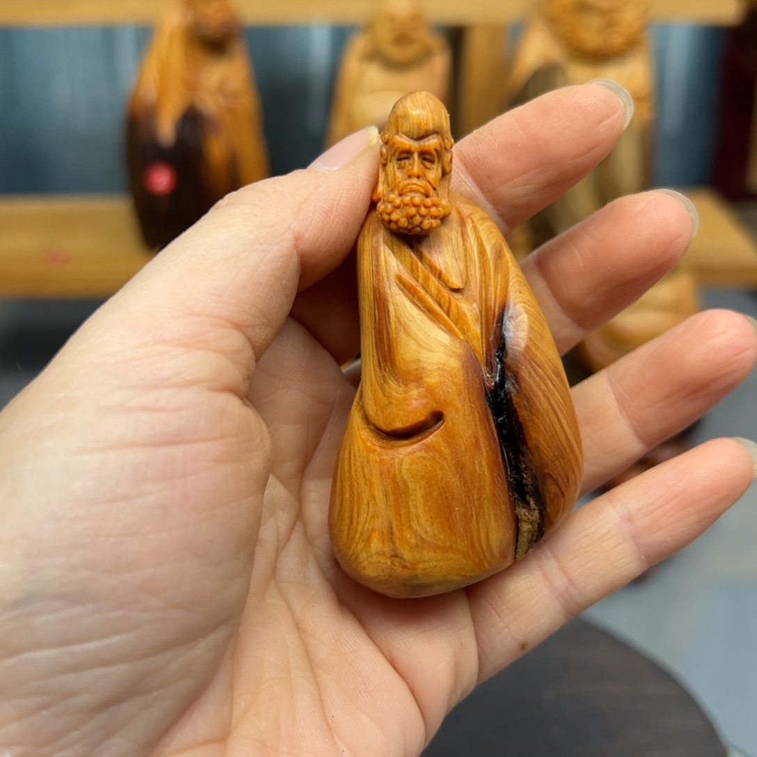 岚***柜柏木崖柏木摆件手把件，