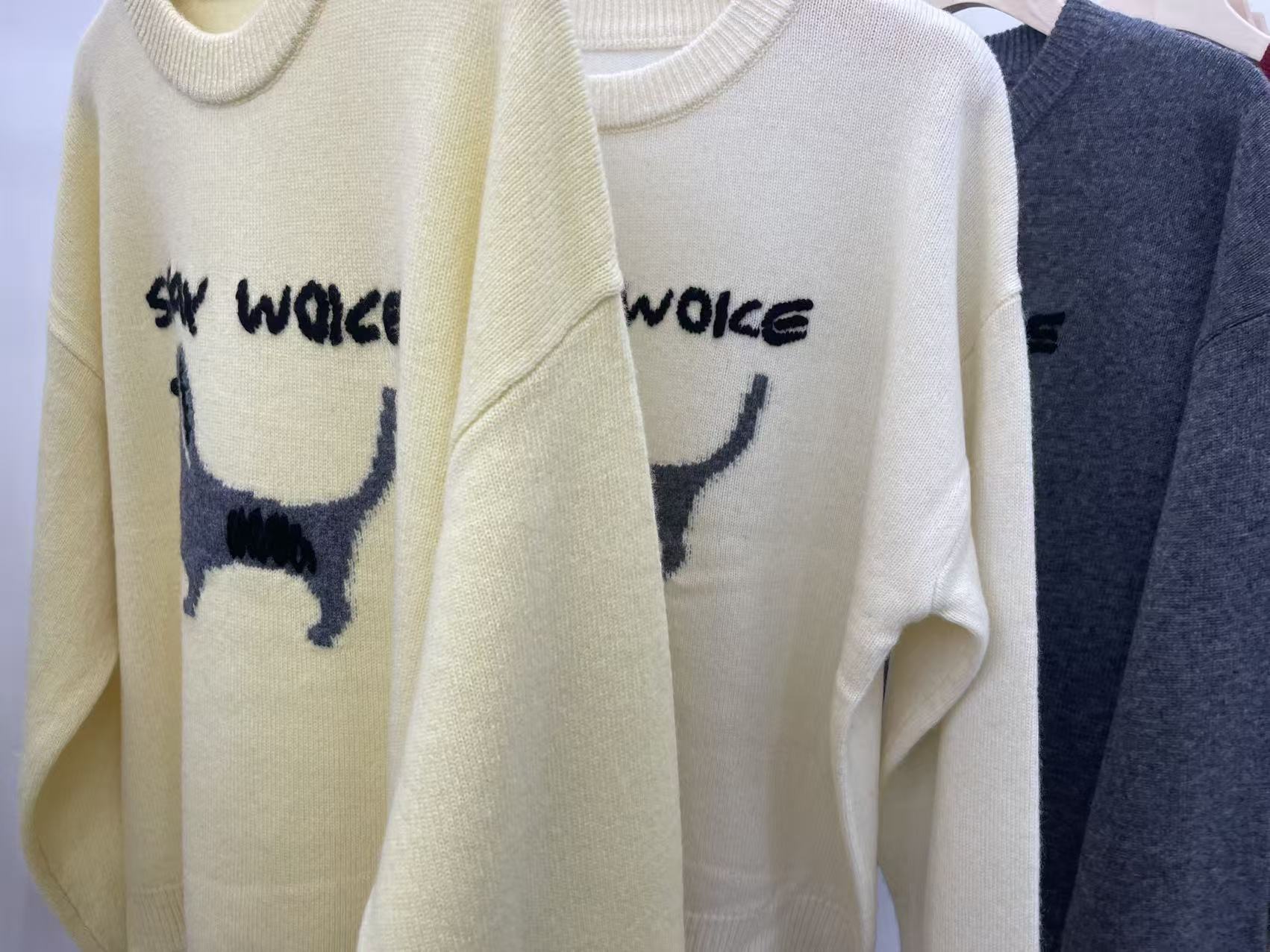 常规宽松女开衫款冬季毛衣长袖小狗款上衣圆领