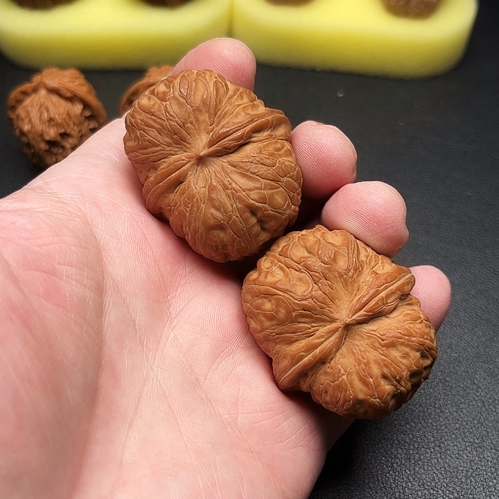 文玩核桃吊坠45全品元宝