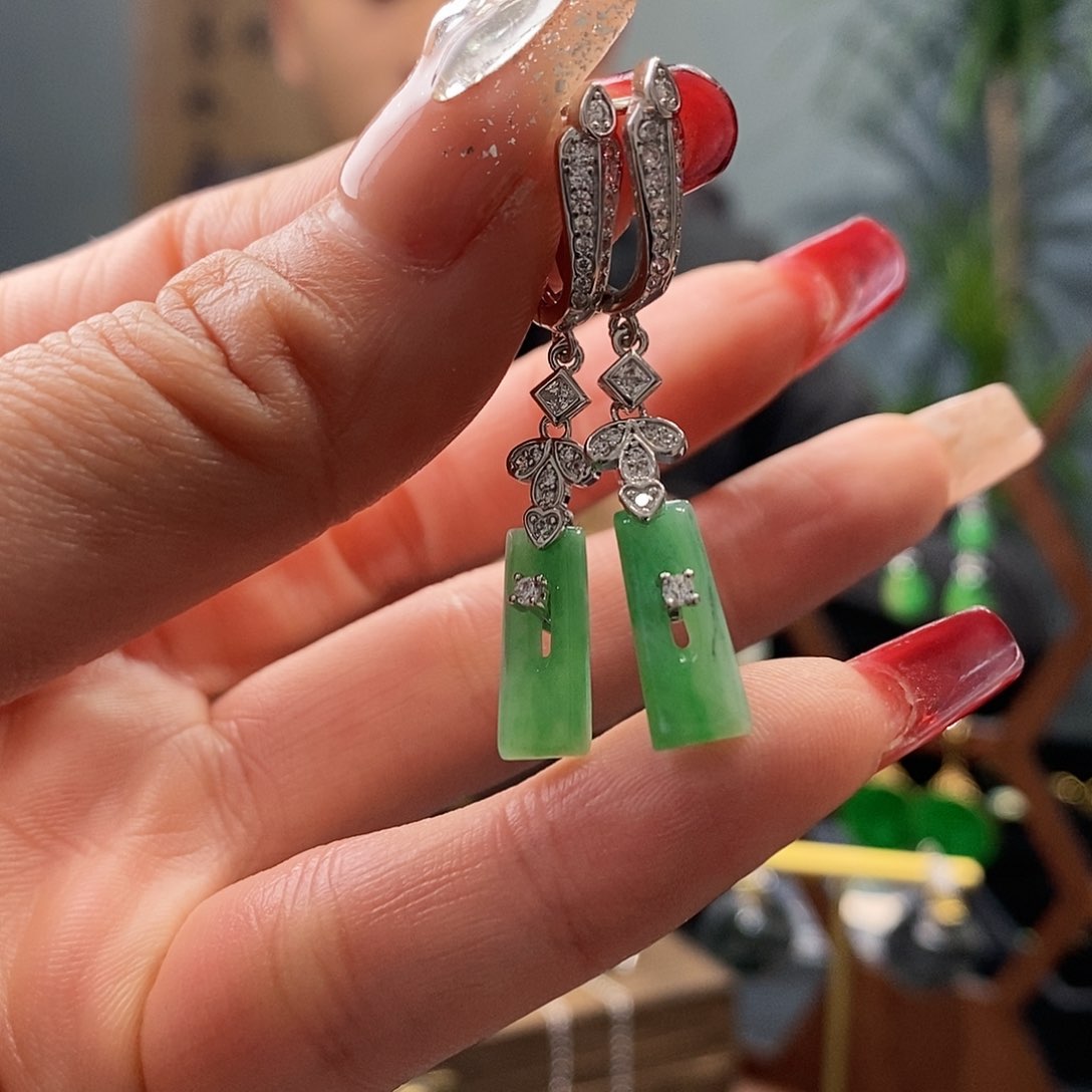 翡翠耳饰银S925镶嵌翡翠