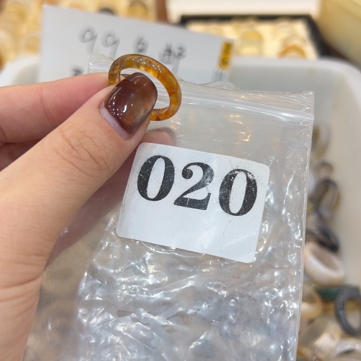 玛瑙/玉髓合金戒指20港14送一