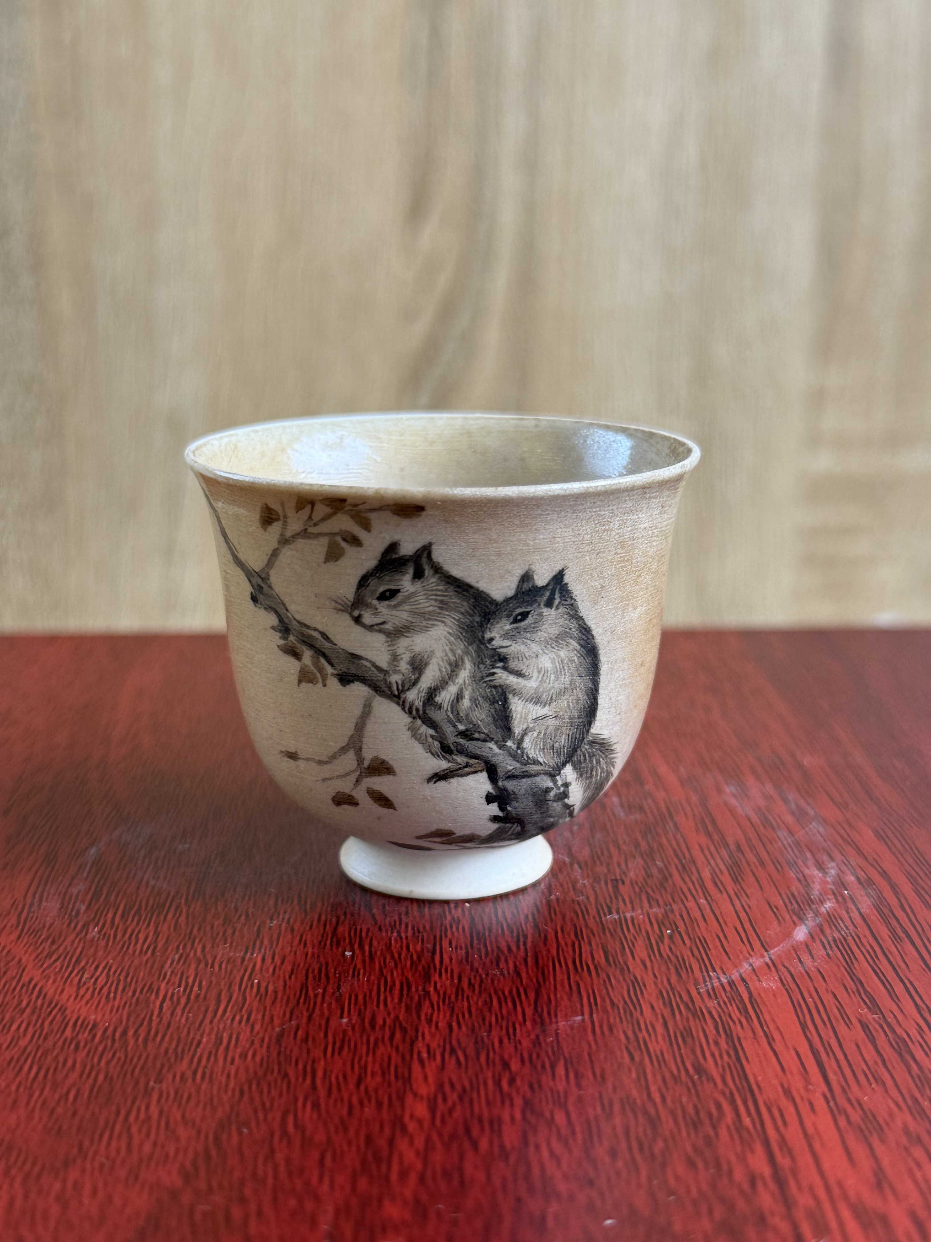 新彩柴烧松鼠铃铛杯主人杯手绘柴窑纯手工陶瓷
