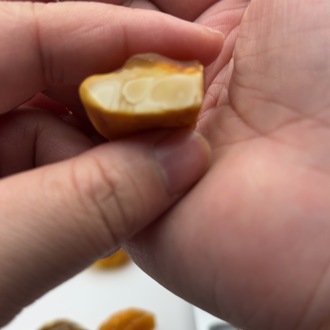 定制琥珀未镶嵌生****吗