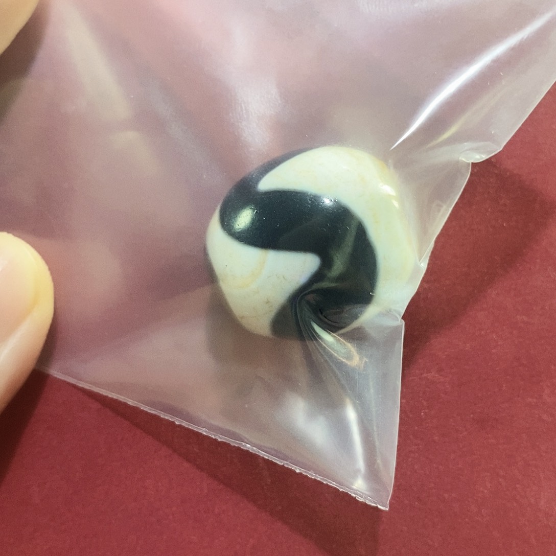 宣***玛瑙/玉髓（覆膜）颈饰未镶嵌行运无覆膜牙牙哒洛
