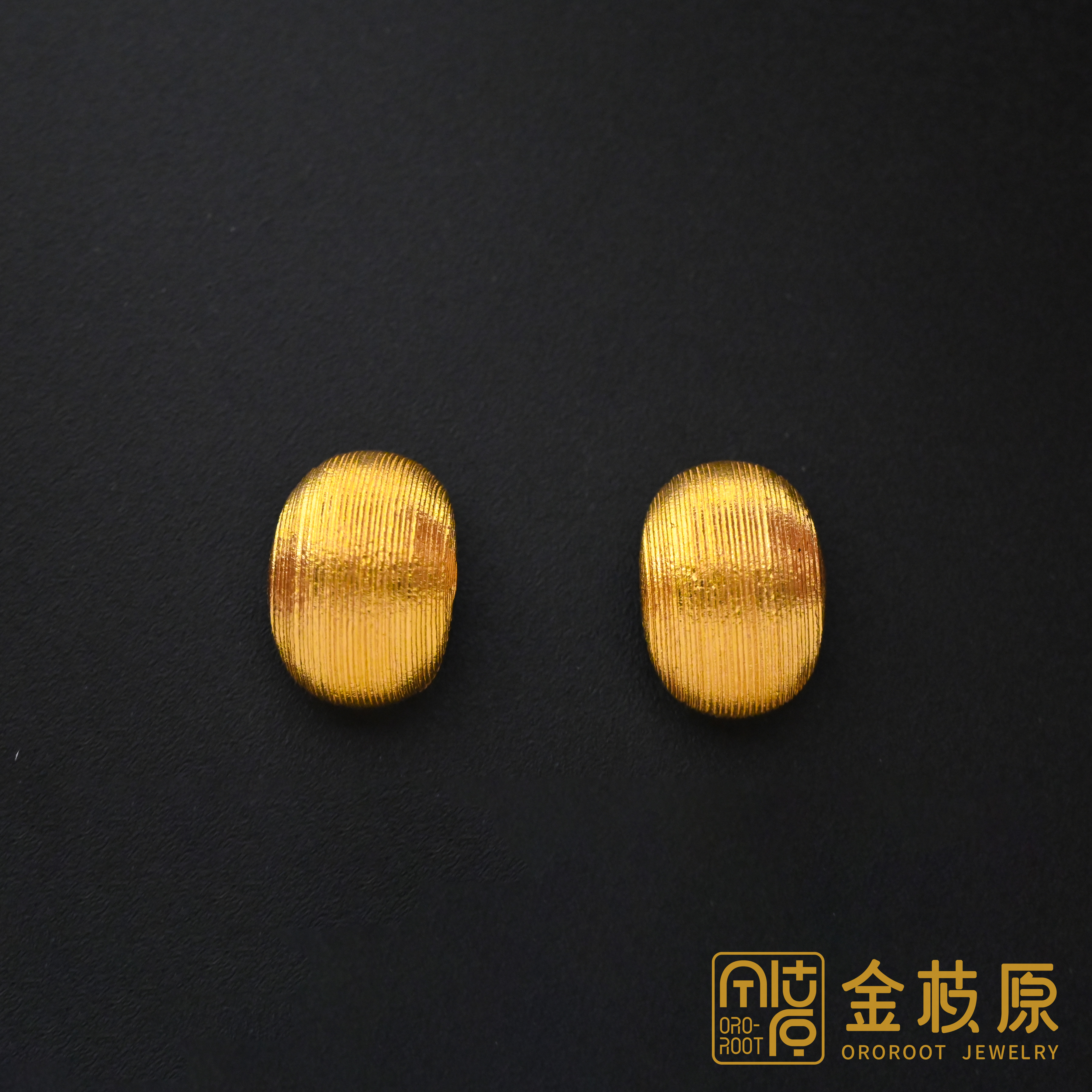 【金枝原】足金999  拉丝弯月耳钉 直