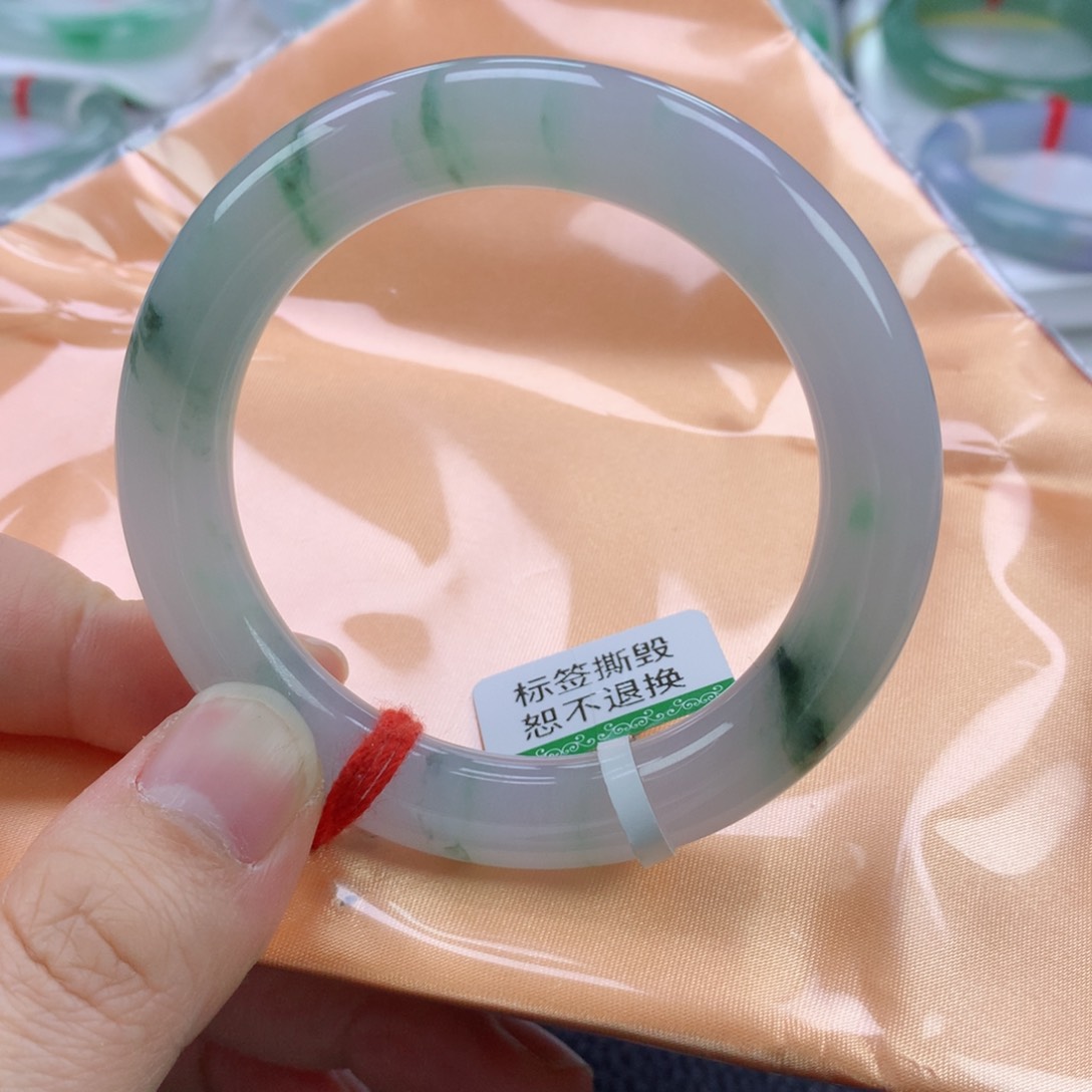 翡翠手镯未镶嵌51➕