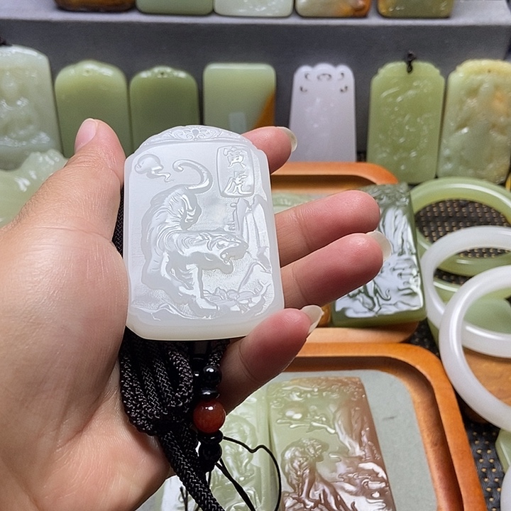 生肖虎拍一物一拍