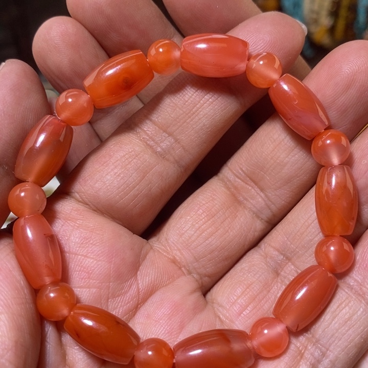 南红玛瑙配饰未镶嵌