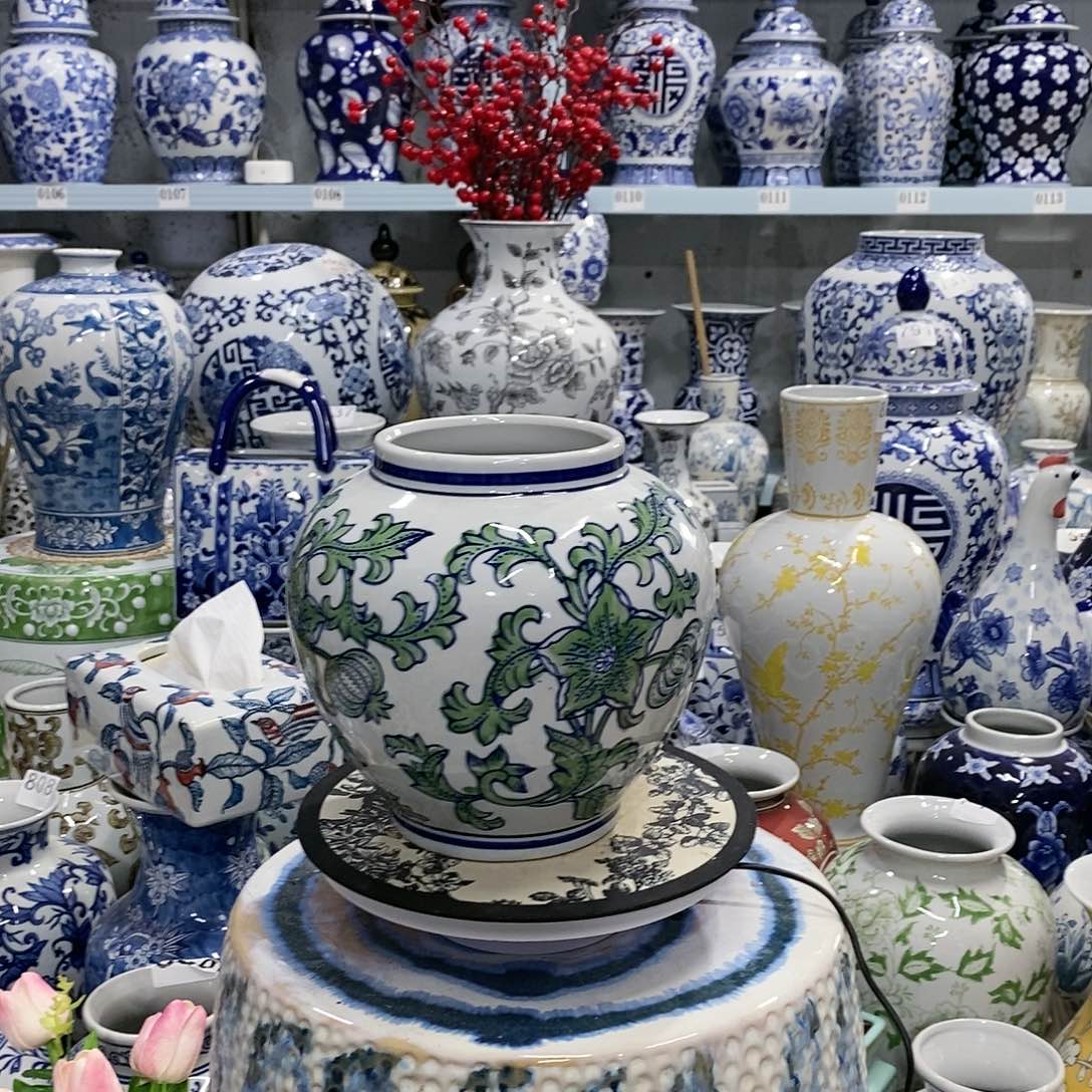 【闪购商品】摆件缠枝莲花瓶19.11.20………………