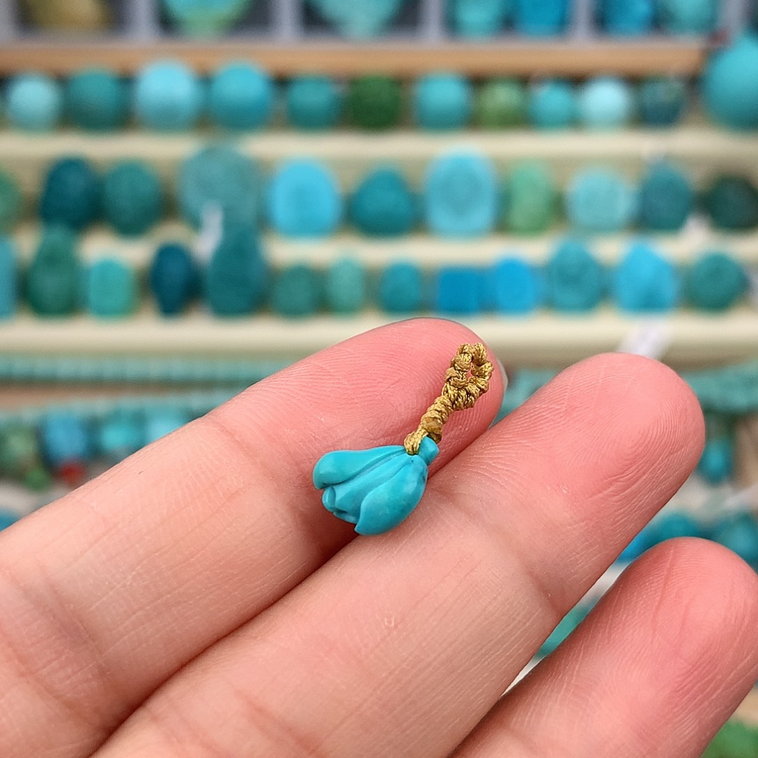 未镶嵌绿松石珠宝奇石