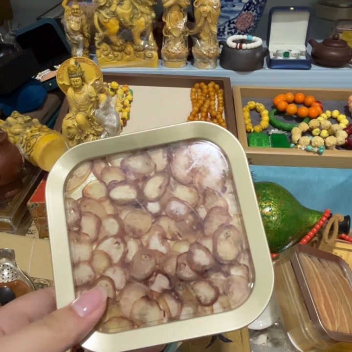 绿泥——————————————————————