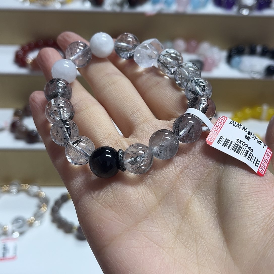 手链未镶嵌水晶黑闪灵设计款手串