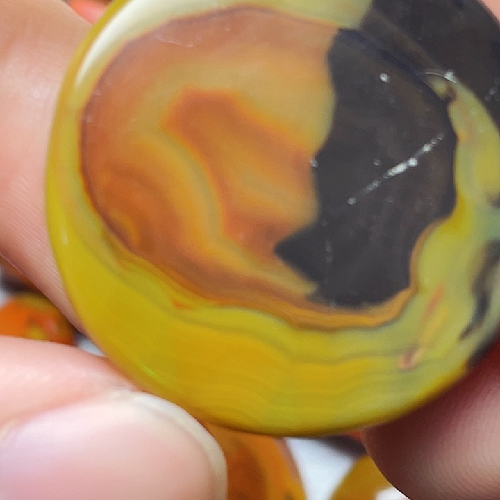 河***鸥玛瑙/玉髓未镶嵌宣化战国红玛瑙