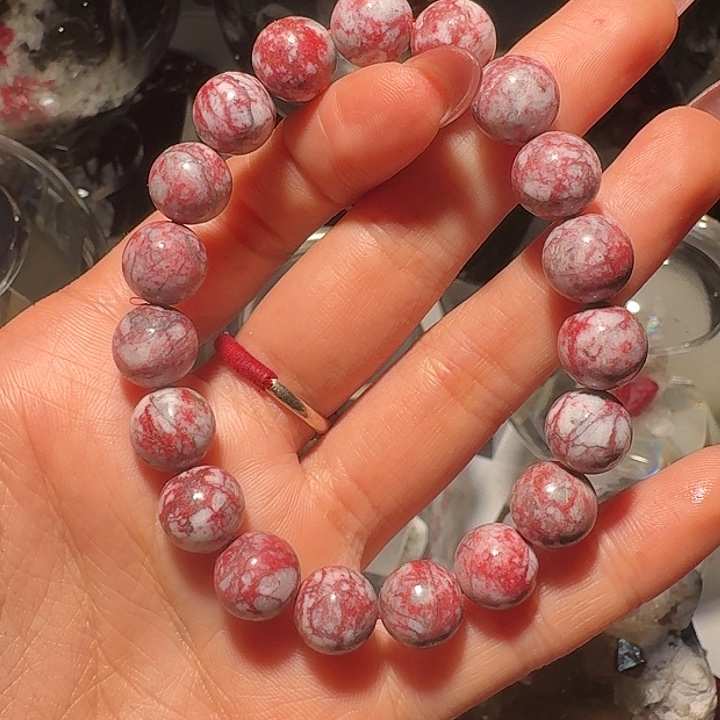 小***莹天然辰砂天然朱砂