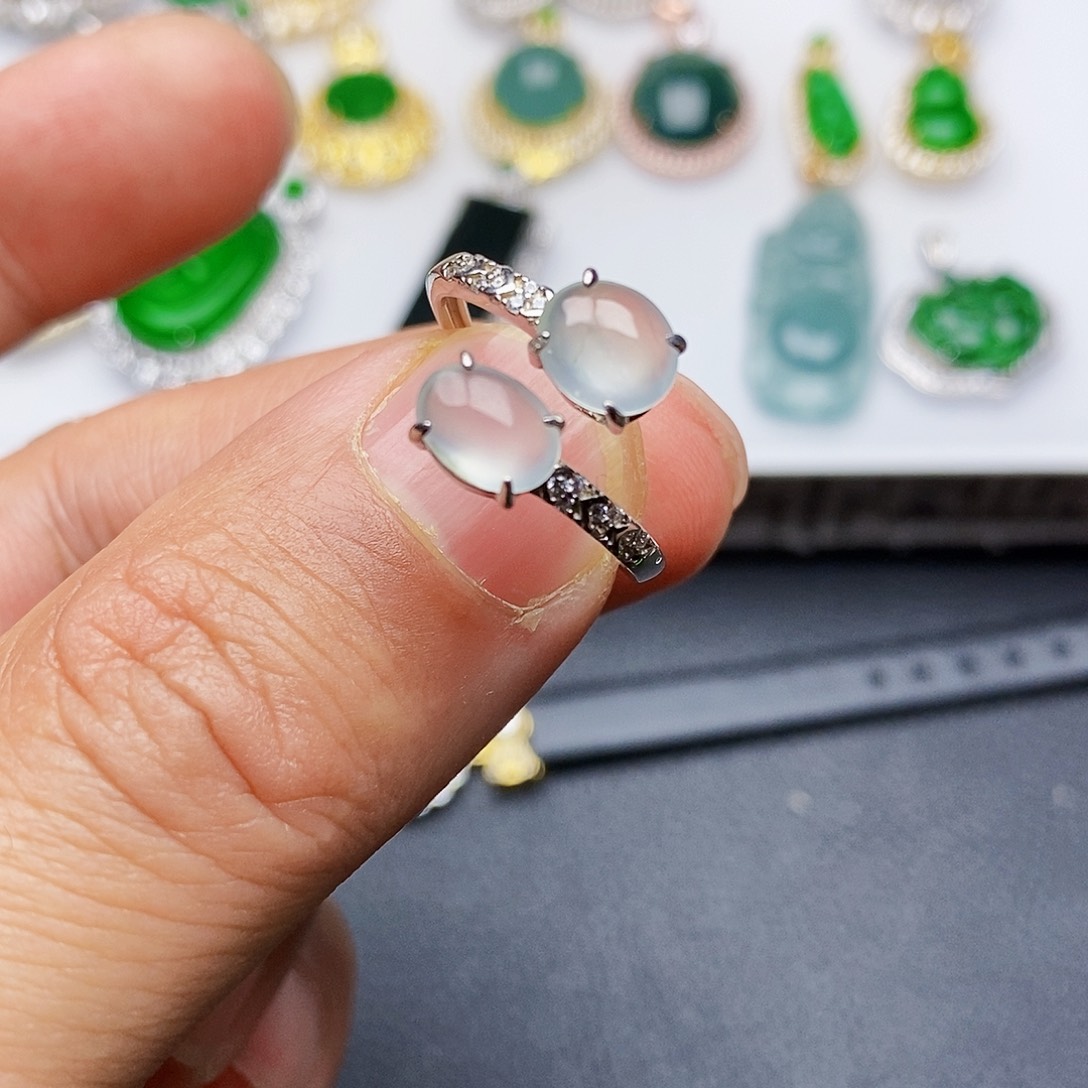 翡翠戒指银S925镶嵌戒指