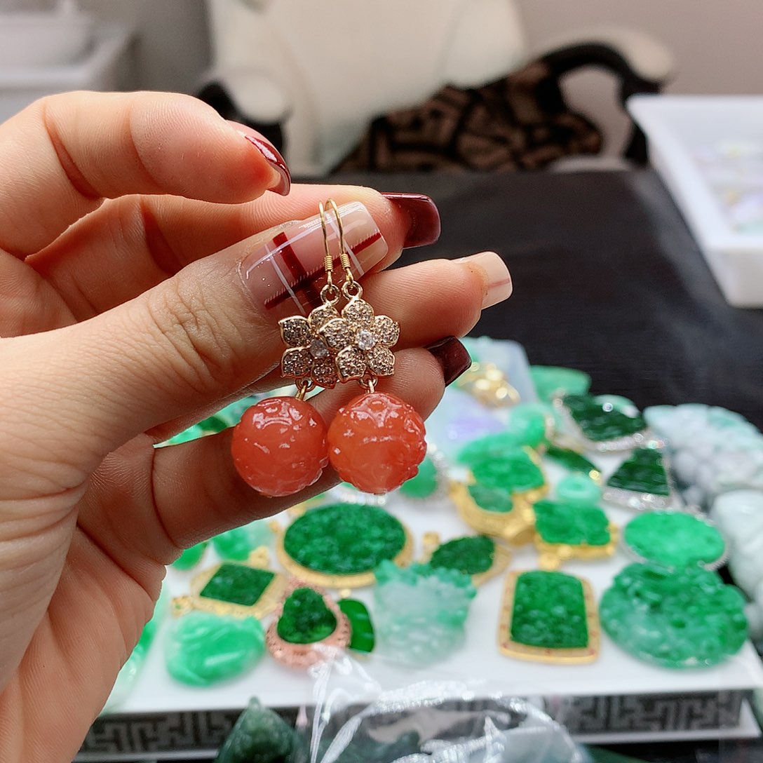 【闪购商品】翡翠耳饰未镶嵌，