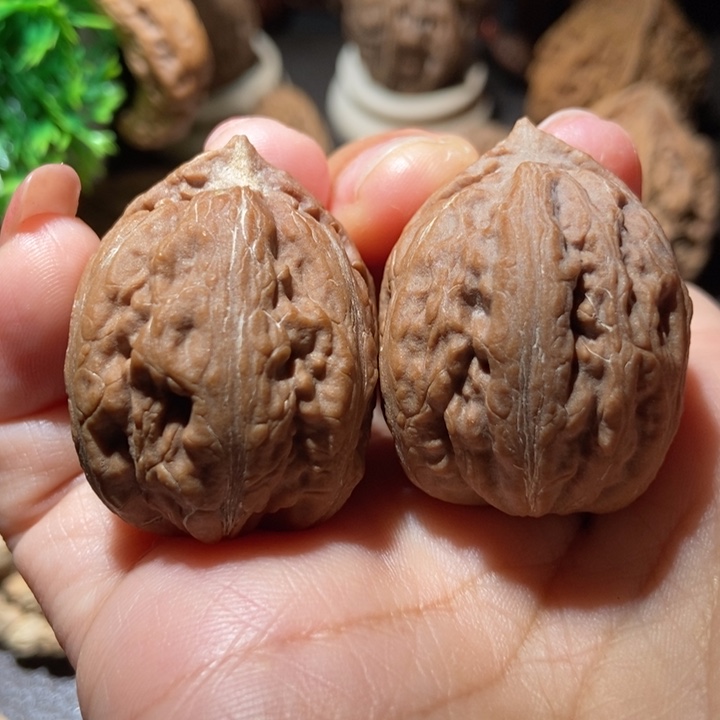 把件文玩核桃东北楸子小雪108