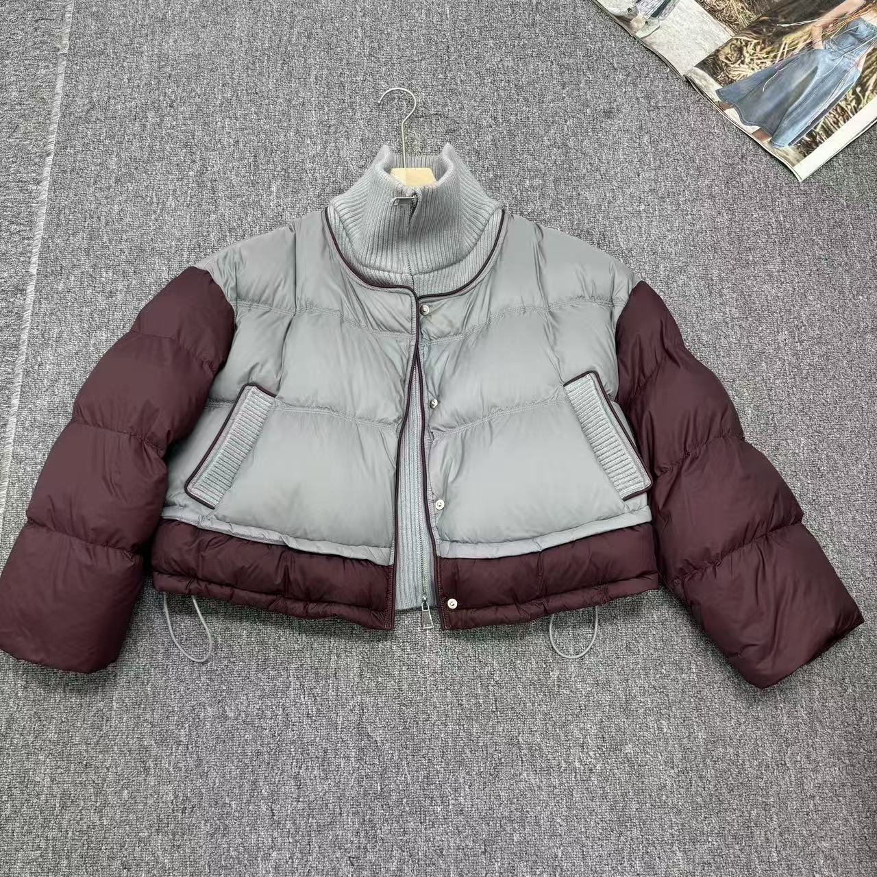 白鸭绒2025冬季新针织拼接大口袋拉链外套拼色针织假两件