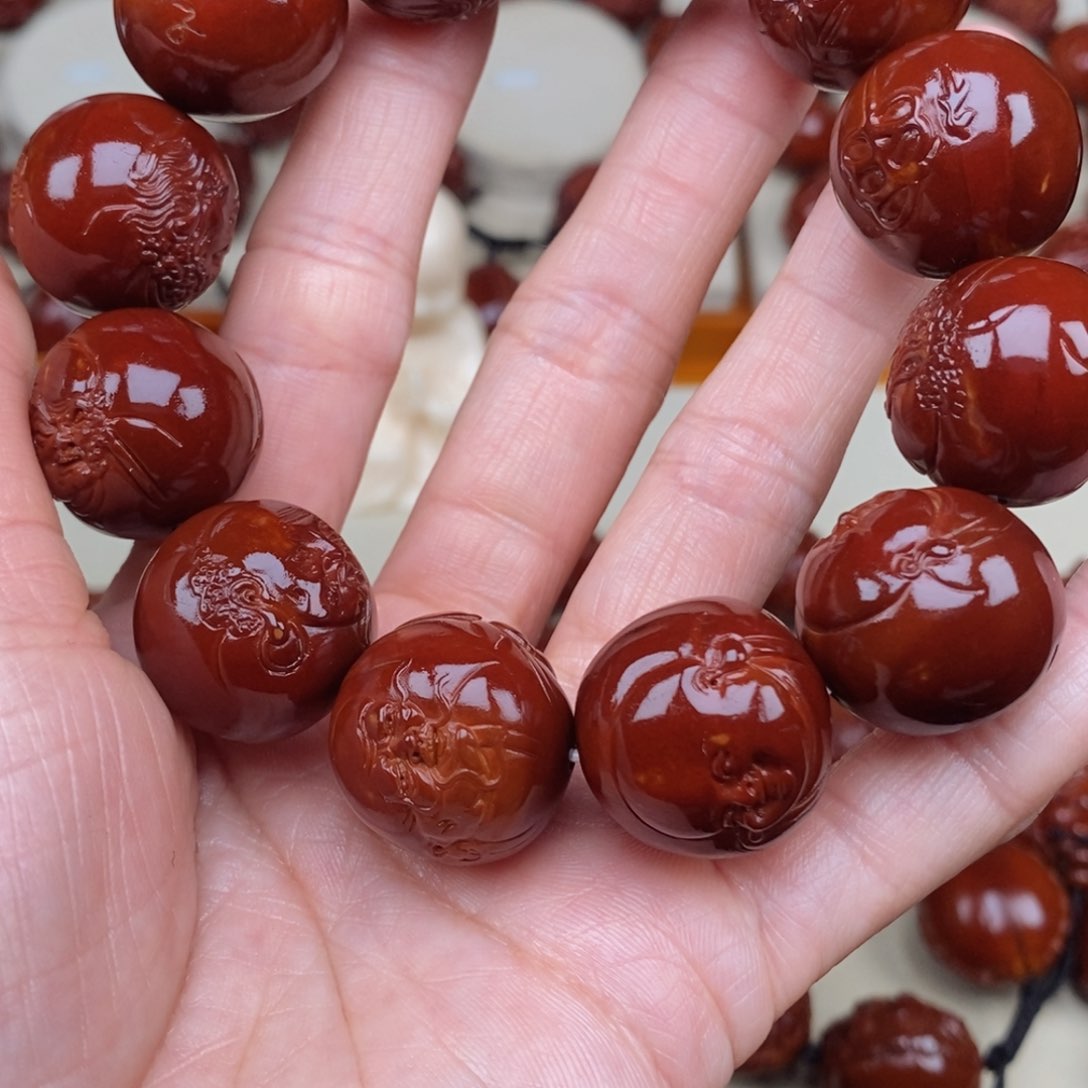 橄榄核吊坠月***子十八罗汉