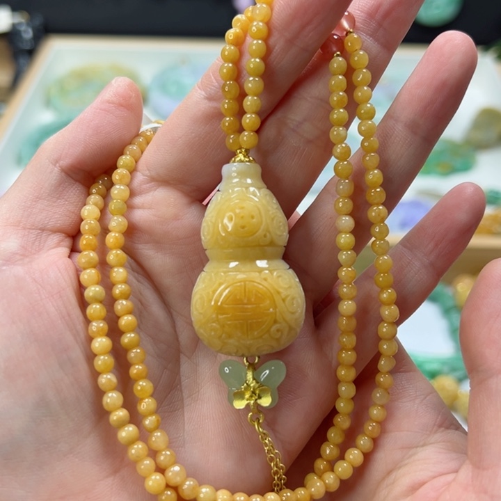 颈饰未镶嵌翡翠吊坠