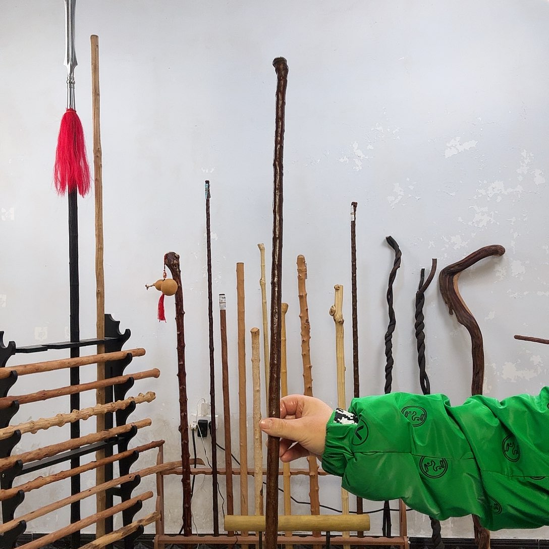 刘****兔儿条鞭杆 ，，，，，，，，，