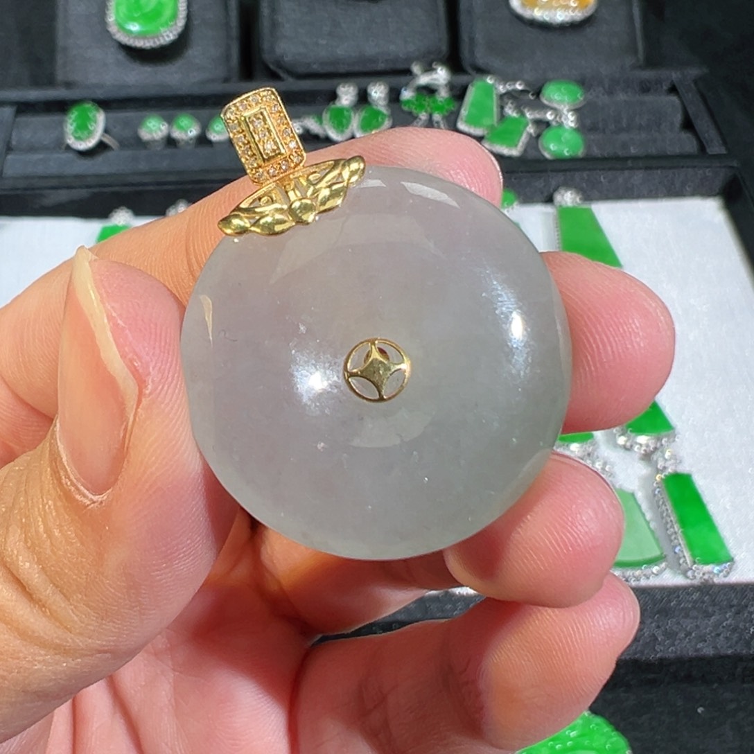 【闪购商品】翡翠吊坠(不含链)18K金镶嵌