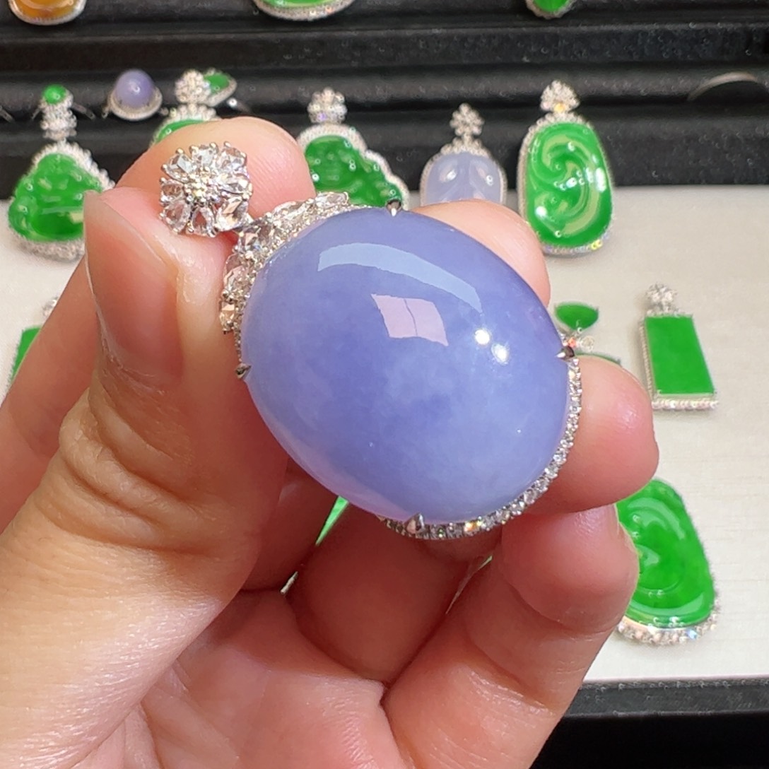 翡翠吊坠(不含链)18K金镶嵌