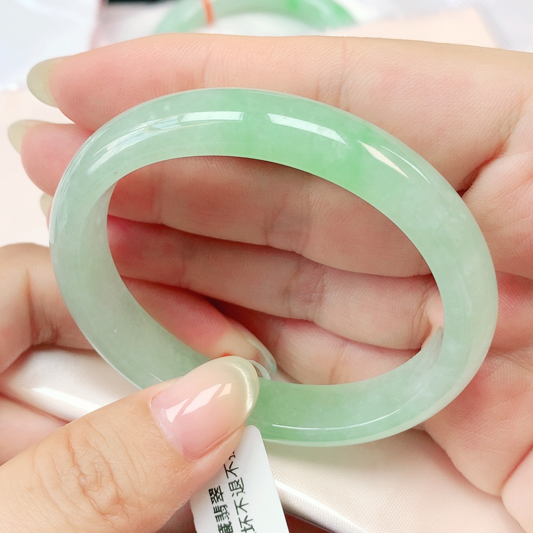 翡翠手镯未镶嵌贵妃678