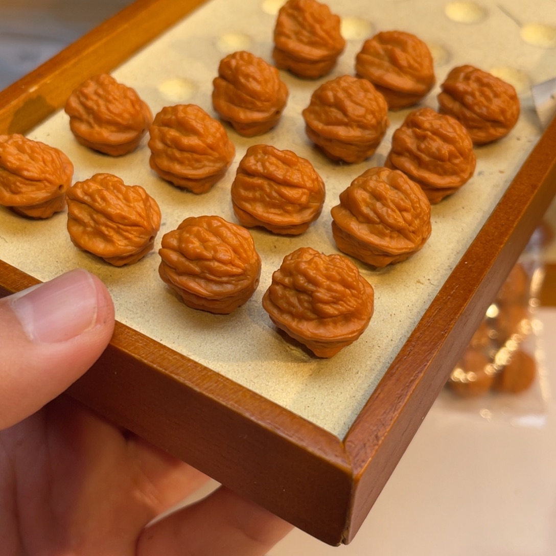 文玩核桃手串蛤蟆头