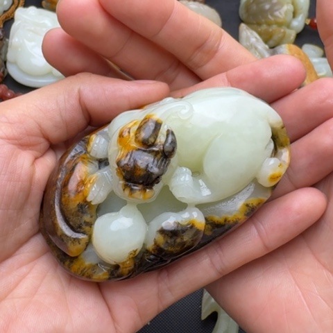 和田玉未镶嵌挂件池*边