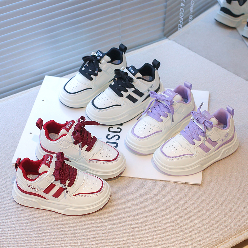 女童板鞋透气皮面春秋潮款轻便休闲小白鞋