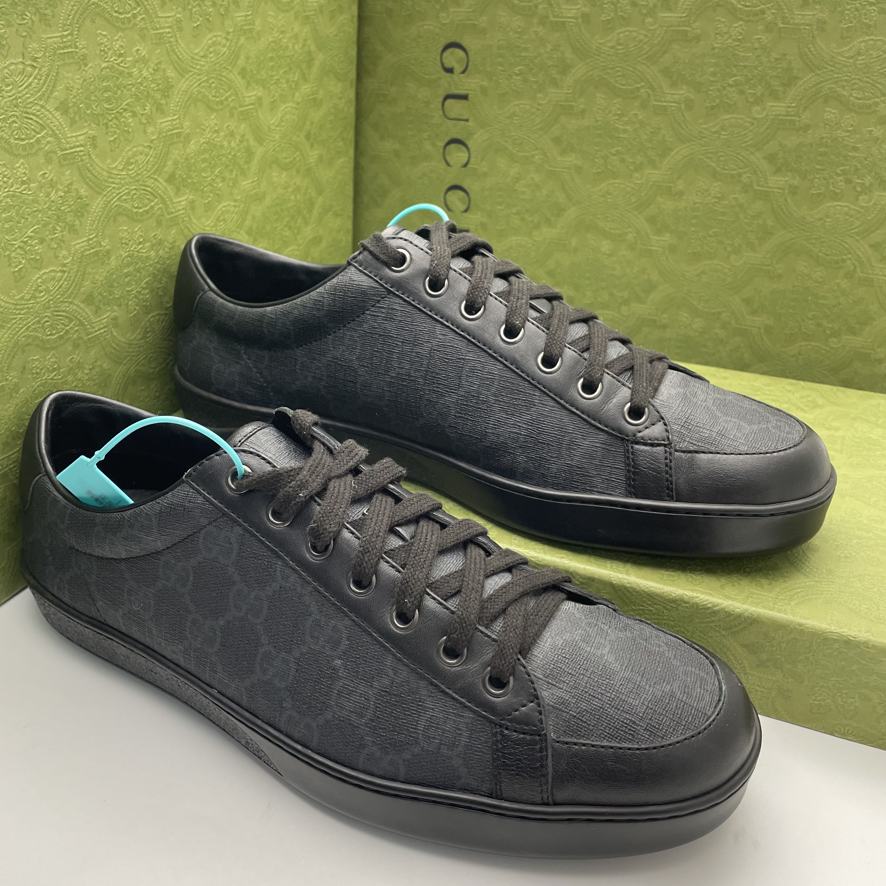 95新 GUCCI/古驰 43欧码/黑色满印低帮休闲板鞋