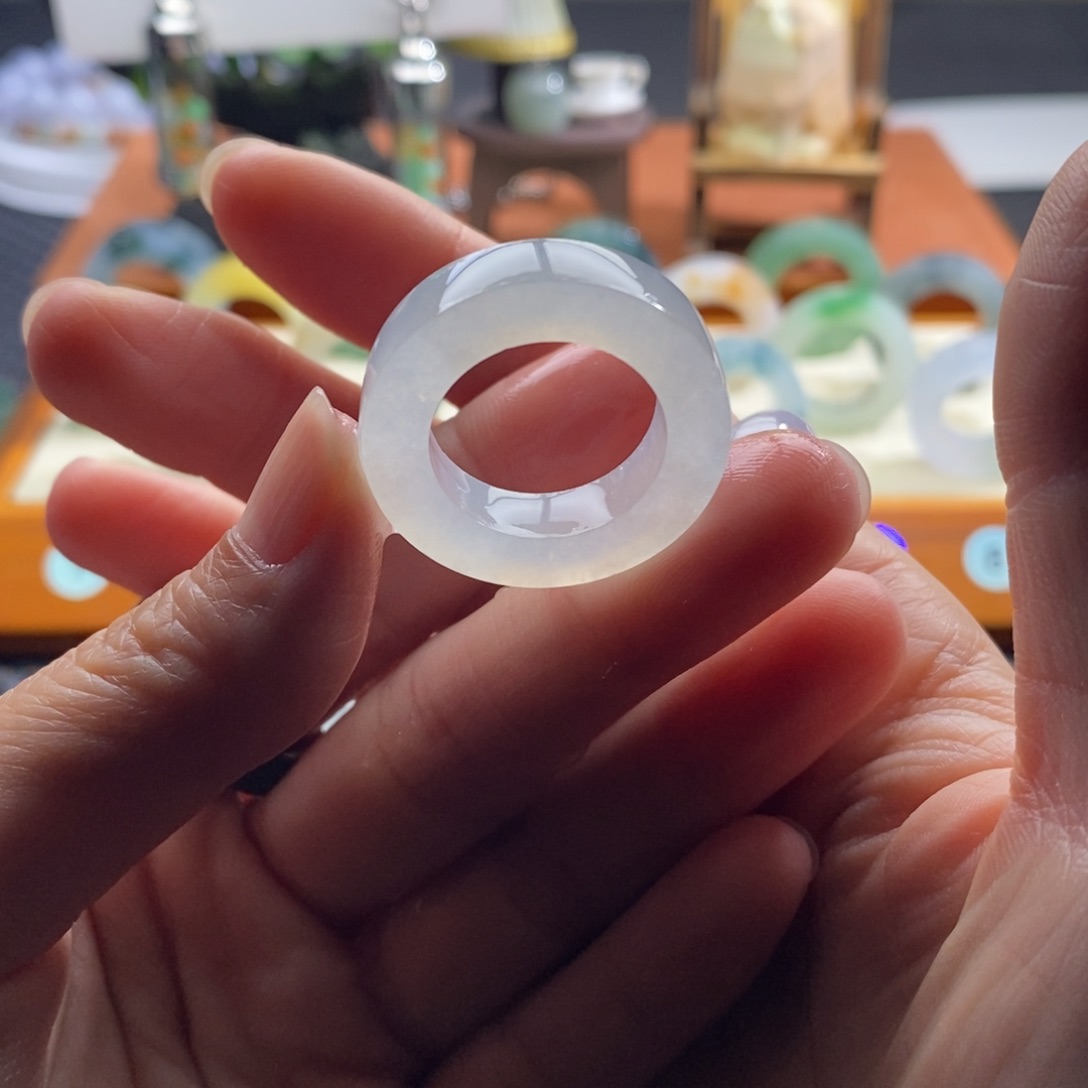 定制翡翠未镶嵌15-21圈口