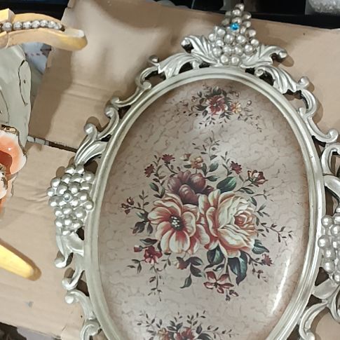 陶瓷瑕摆。。。。。。。。。。。。。