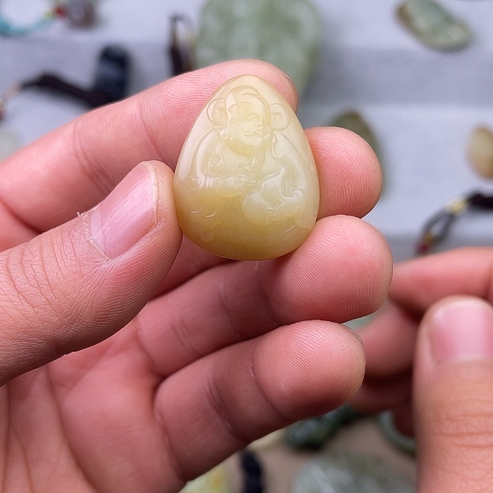 和田玉吊坠(赠链)未镶嵌