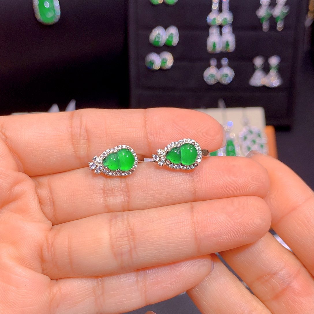 翡翠银S925镶嵌耳饰多样性