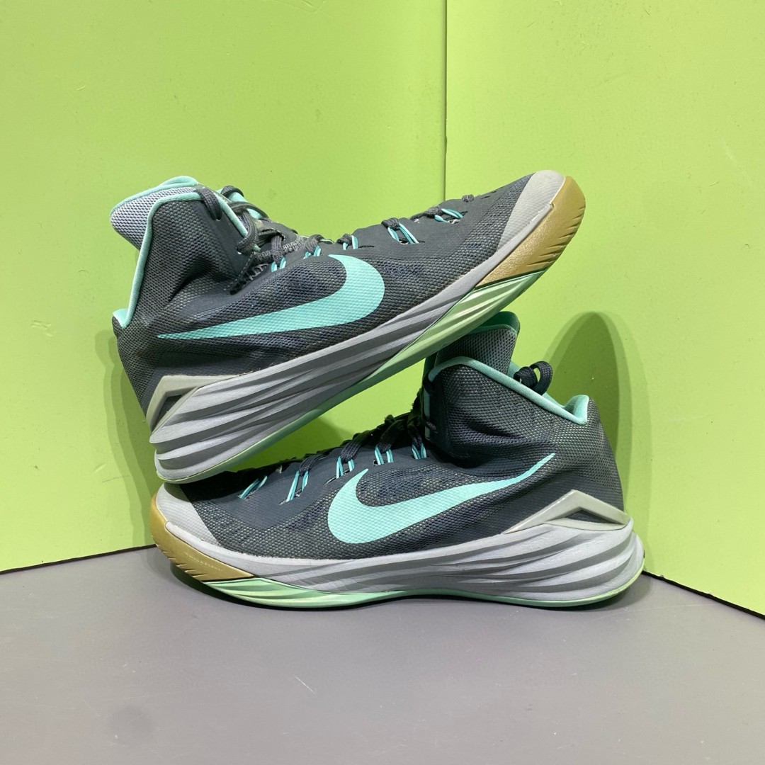 HyperDunk HD14 灰绿42码 配盒下地2.3次 很新成色 市场价2599