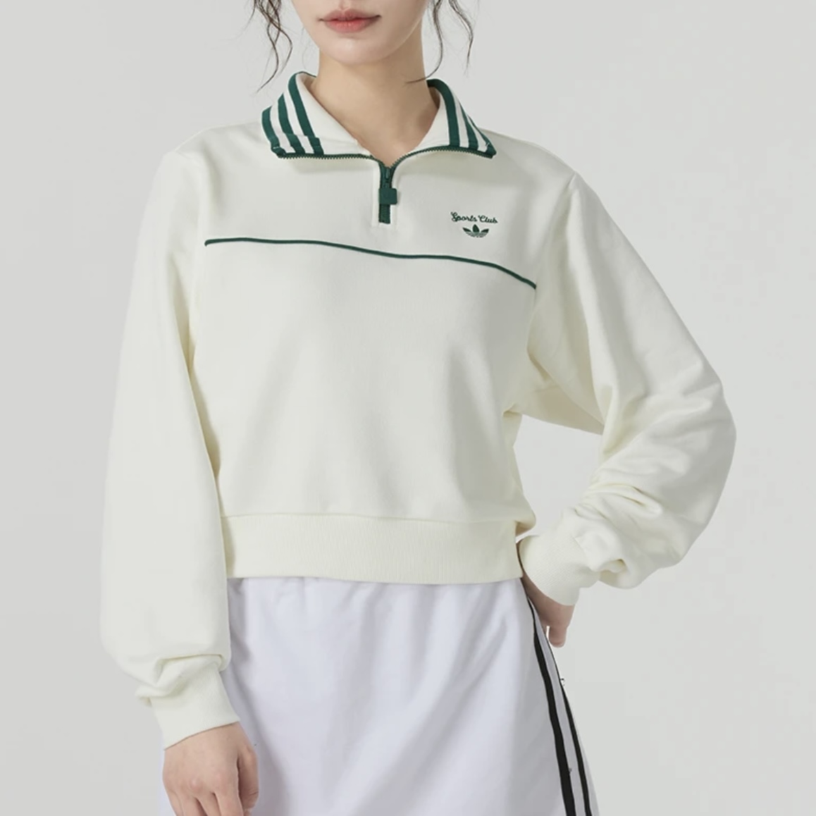 adidas阿迪女运动风套头衫外套印花休闲时尚圆领女款JM8014