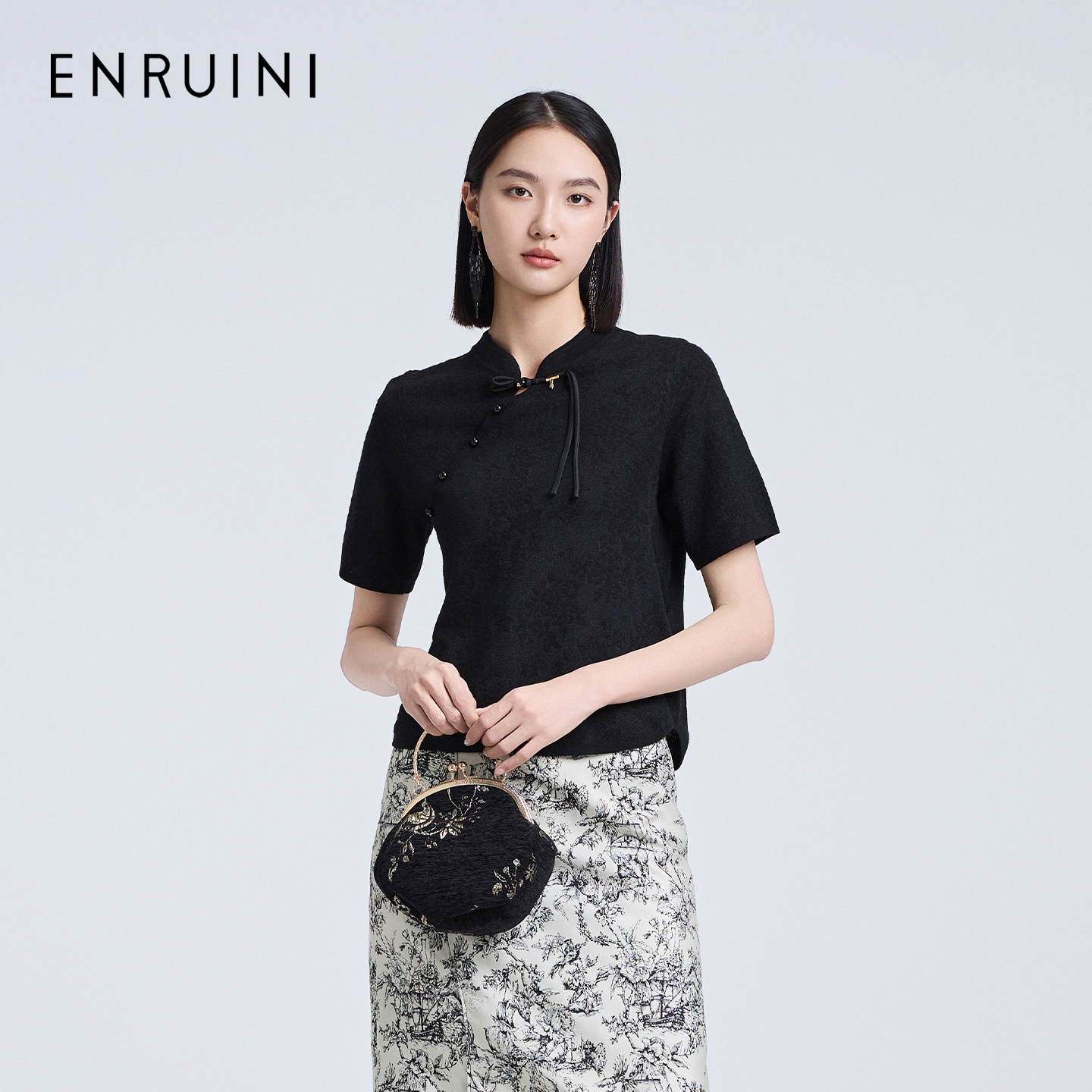 恩家秋新品上新毛针织衫国风短款休闲时尚中式ESQM6B762