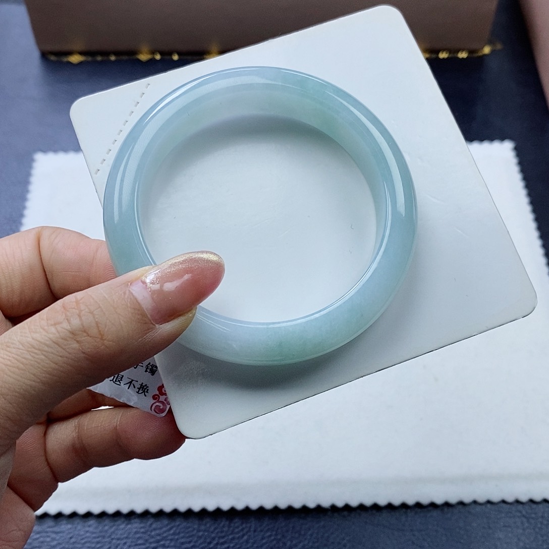 未镶嵌手镯翡翠58圈口
