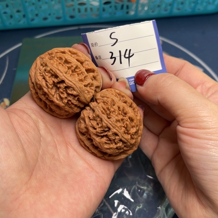 文玩核桃把件粗筋41